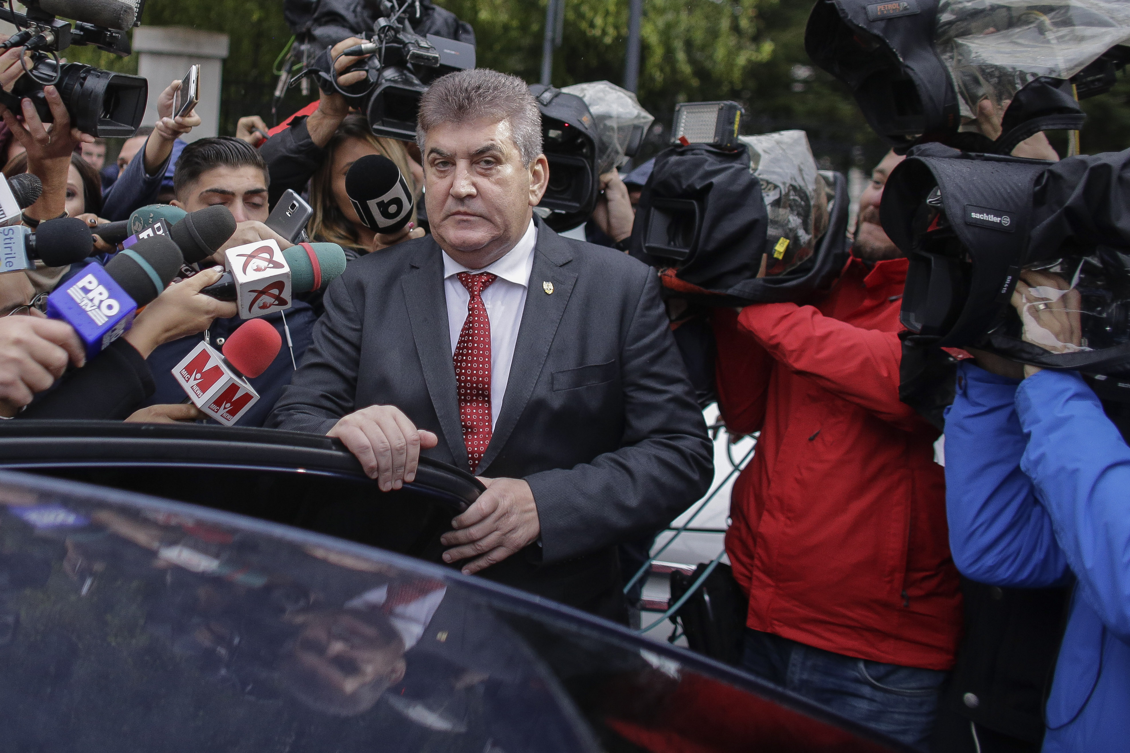 Gabriel Oprea a anunțat că îl susține pe Victor Ponta. „A fost un bun prim-ministru”