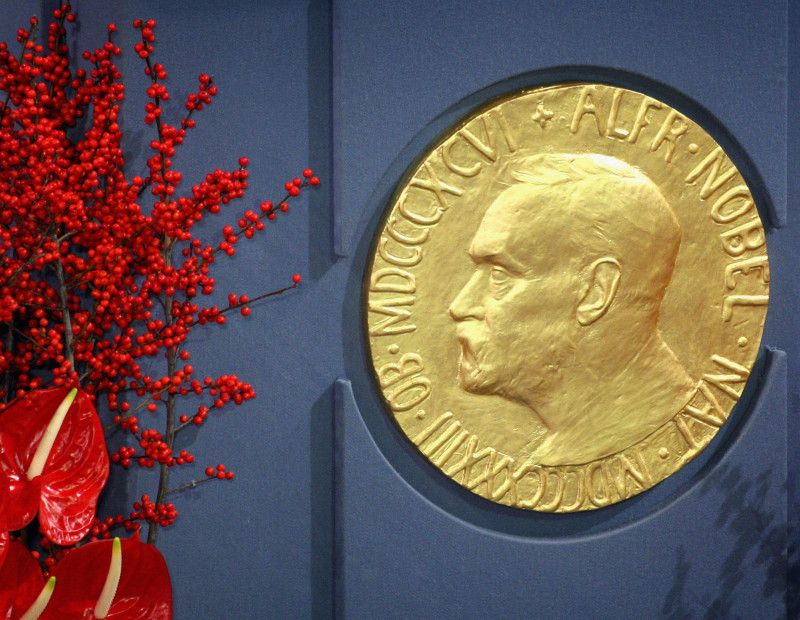 Jacques Dubochet Joachim Frank Si Richard Henderson Au Castigat Premiul Nobel Pentru Chimie Pe 2017