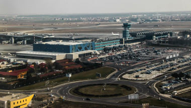 Henri_Coandă_International_Airport,_March_2013