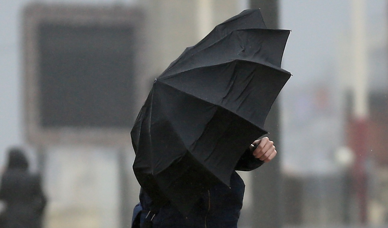 Vreme severă la munte: ANM a emis Cod galben și portocaliu. Rafale de până la 120 km/h și vizibilitate sub 50 m