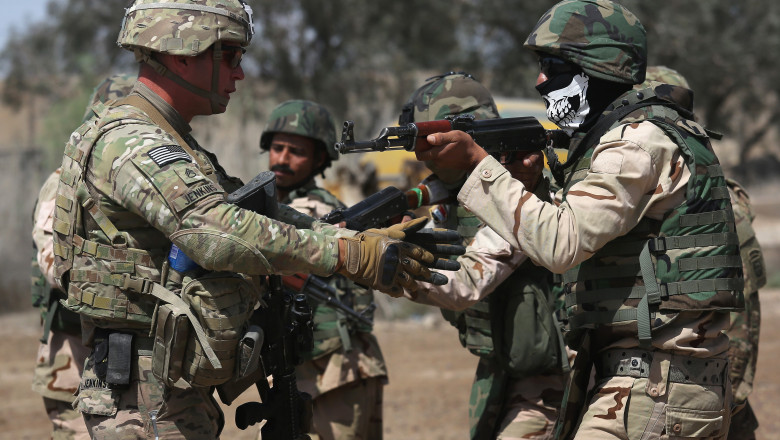 U.S. Military Trains Iraqi Army