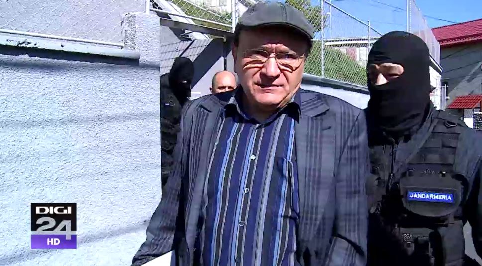 Aristotel Căncescu, fostul preşedinte CJ Brașov, condamnat la 7 ani şi 10 luni de închisoare pentru corupție. Sentința este definitivă