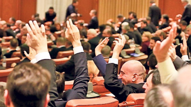 vot-parlament