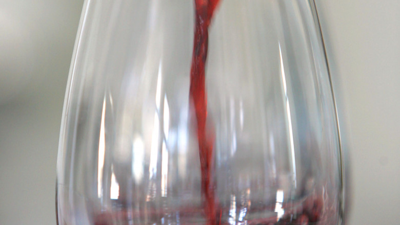 pahar de vin rosu