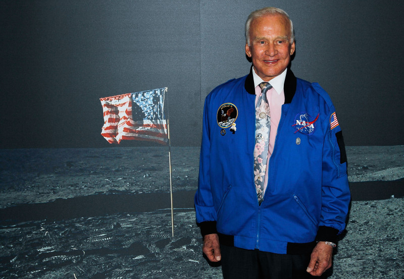 Buzz Aldrin Installs Artifact at New Intrepid Museum Exhibition 27 Seconds