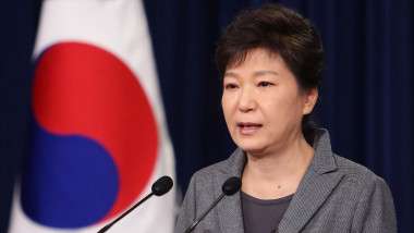 South Korean President Park Issues New Apology Over Ferry Disaster