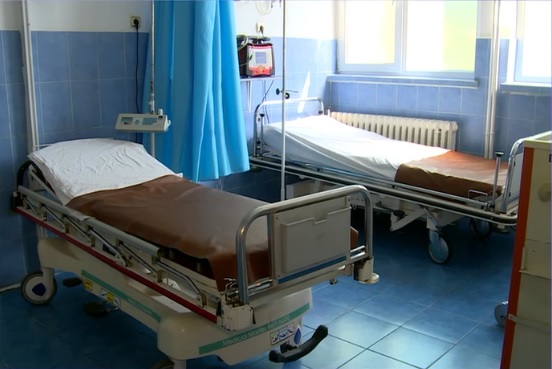 Revoltator: 410 pacienti in 240 de paturi, la un spital de psihiatrie pentru bolnavi condamnati de instante din Iasi
