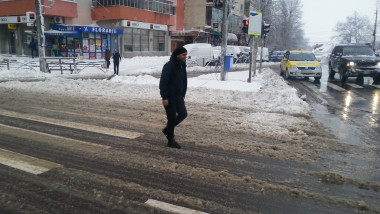 Trotuare iarna in Colentina - Fundeni, Bucuresti - Dumitrascu Gabriel DigiVOX (3)