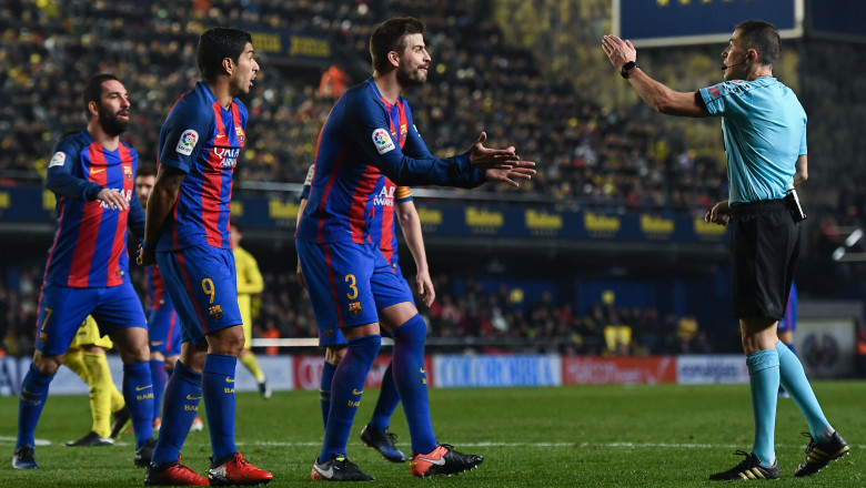 Villarreal CF v FC Barcelona - La Liga