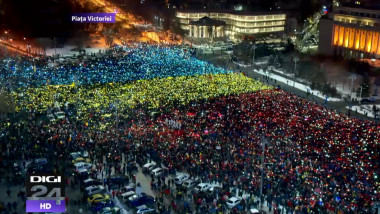 tricolor piata victoriei