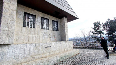 monumentul eroilor cluj vandalizat transilvania reporter