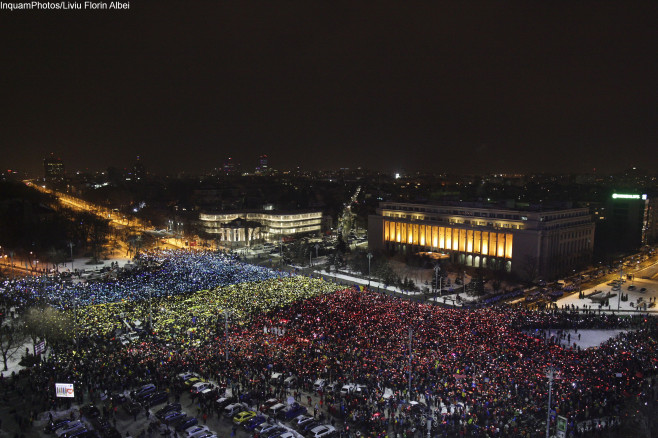 170212_PIATA_VICTORIEI_PROTEST_STEAG_01_INQUAM_PHOTOS_Liviu_Florin_Albei