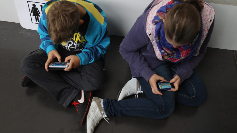 Children Using Smartphones