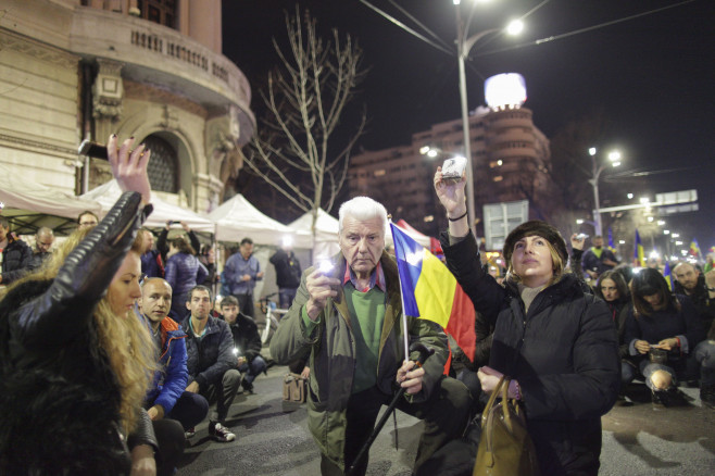 170305_PROTEST_REZIST_DNA_03_INQUAM_PHOTOS_Liviu_Florin_Albei