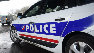 politia franceza