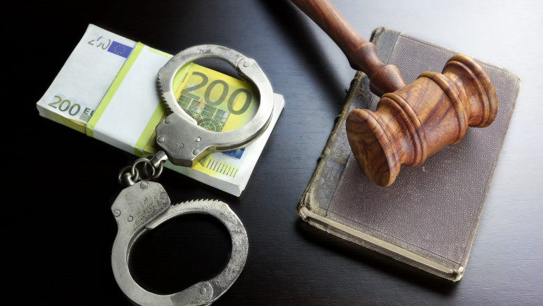 CATUSE BANI JUSTITIE 2ThinkstockPhotos