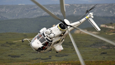 elicopter super puma H215