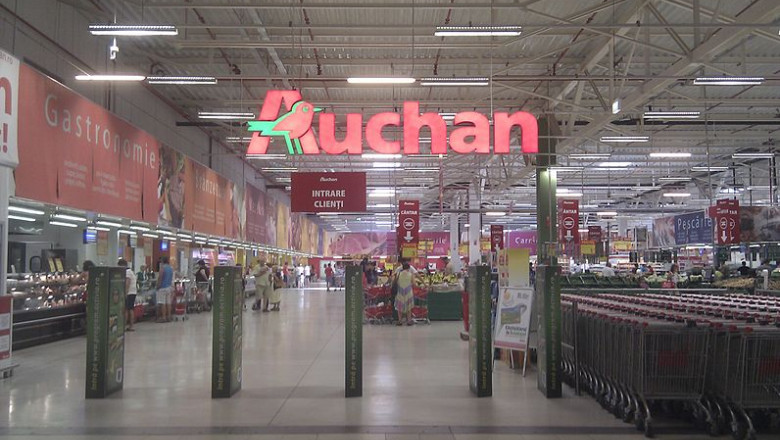 796px-Auchan_Hypermarket_in_Constanta,_Romania