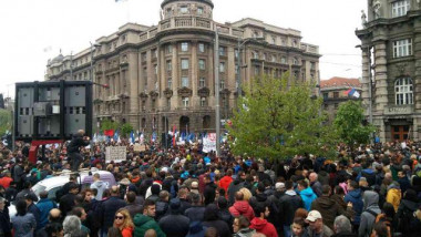 proteste serbia - b92