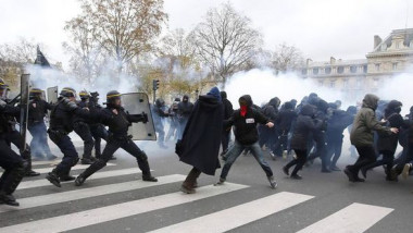 proteste paris twitter