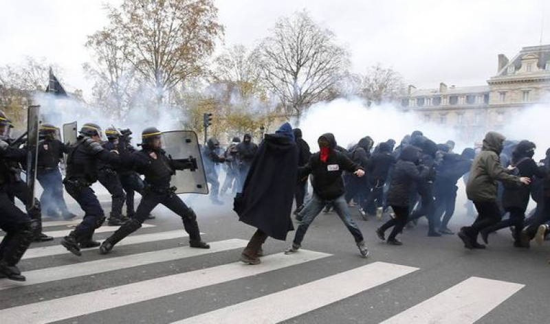 proteste paris twitter