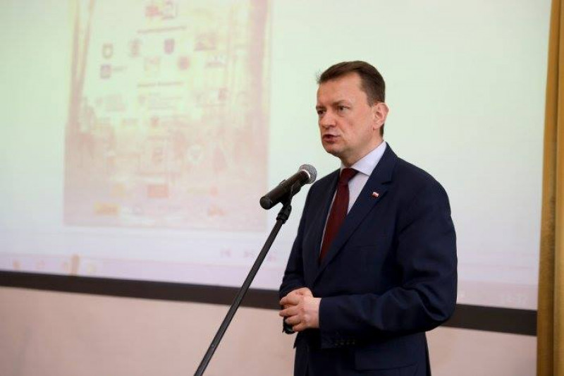 Mariusz Blaszczak ministru polonez facebook