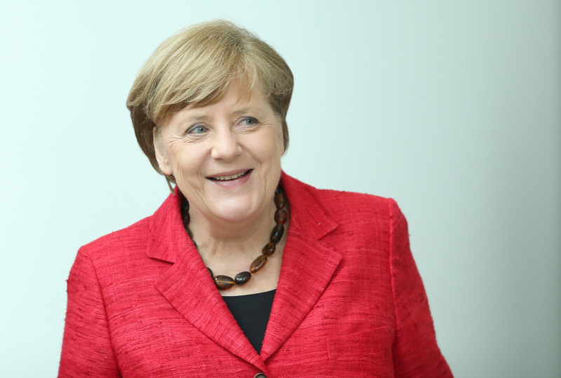 Merkel Commends Volunteers For Refugees And Migrants