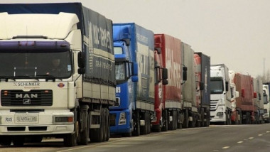 trucks-coada-camioane-vama