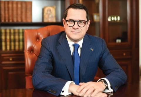 Eduard Hellvig, fost șef SRI: Ezitarea ministrului Apărării e muniția cea mai devastatoare pe care drona a detonat-o în societate