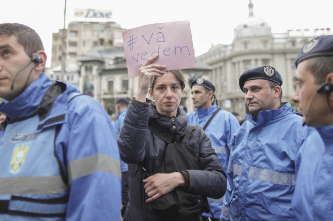 170507_PROTEST_REZIST_07_INQUAM_PHOTOS_Liviu_Florin_Albei