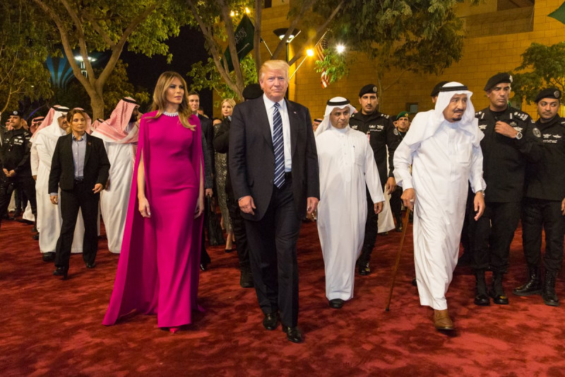 trump melania arabia saudita fb whitehouse