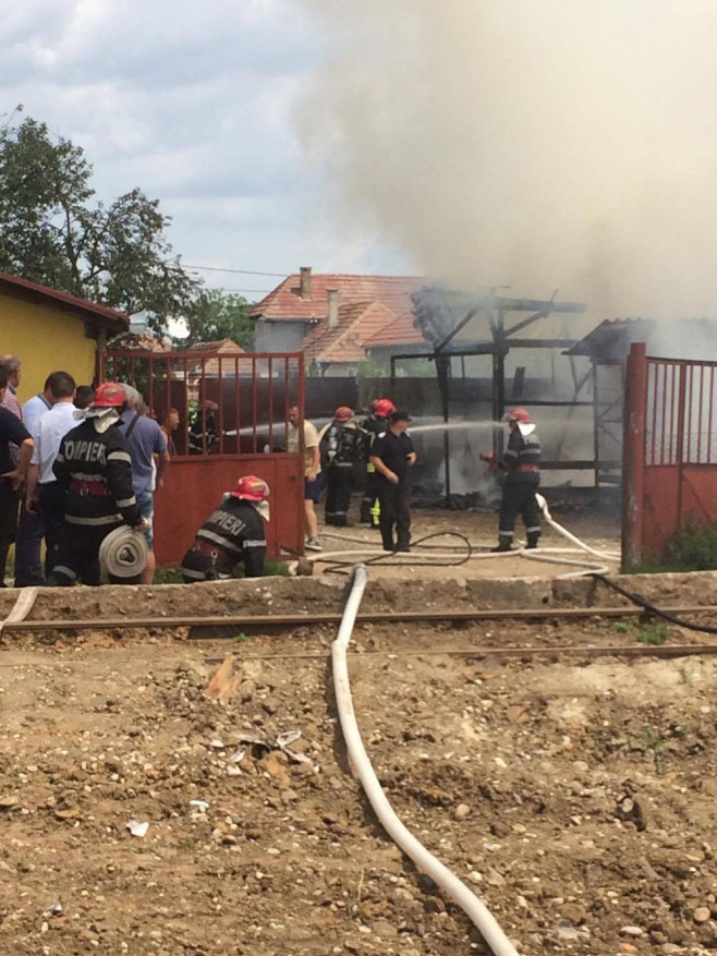 incendiu butelii Sintandrei (1)