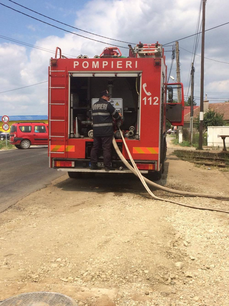 incendiu butelii Sintandrei (6)