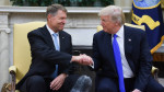 iohannis trump strangere de mana