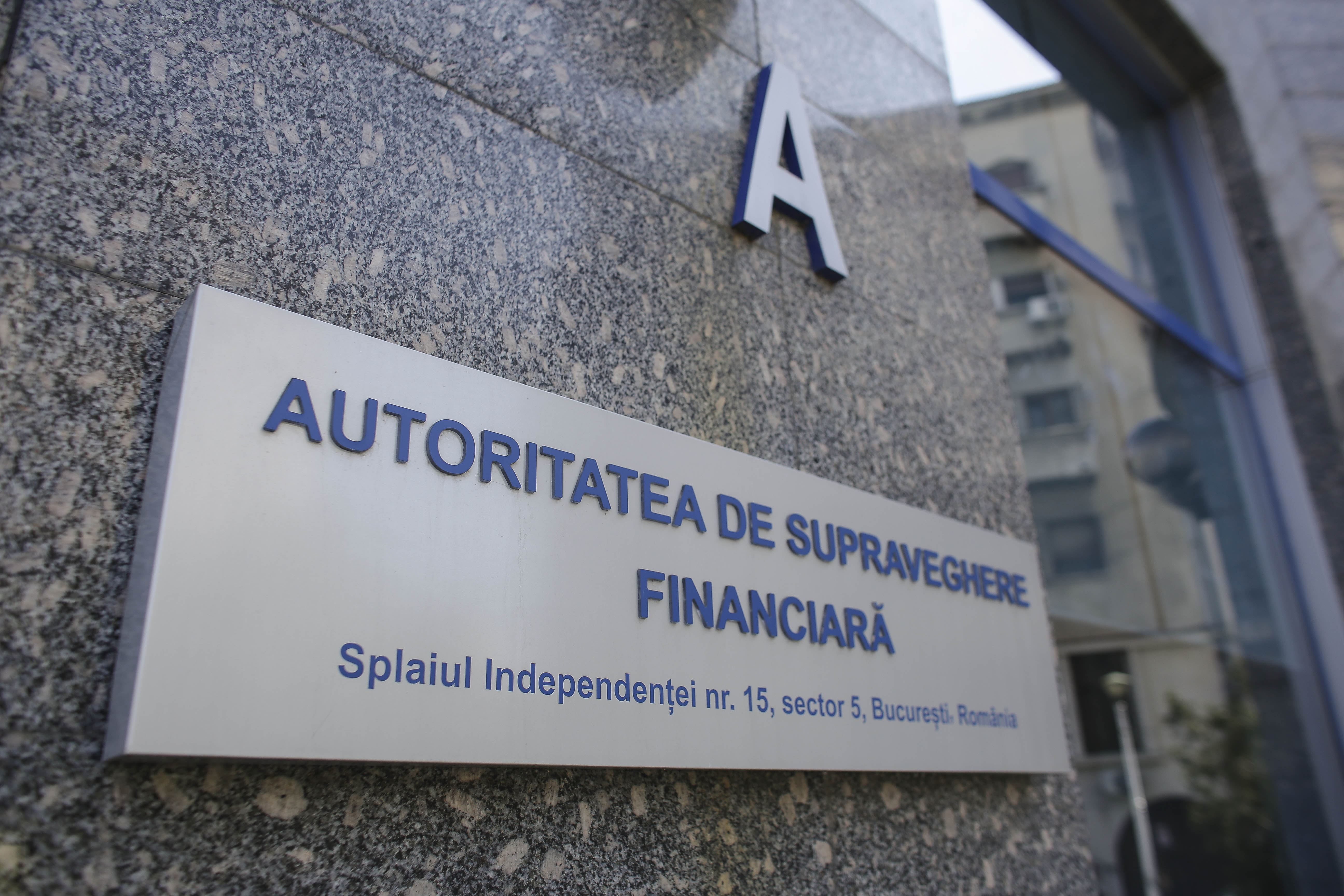 Surse: ASF a oprit detașările de personal și reduce salariile angajaților cu 30% până la 1 ianuarie. Ce spune instituția