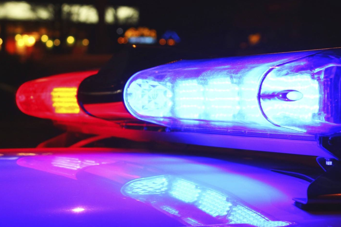 Descoperire macabră într-un apartament din Timișoara: bărbat decapitat cu o ghilotină improvizată. Poliția a găsit două bilete de adio