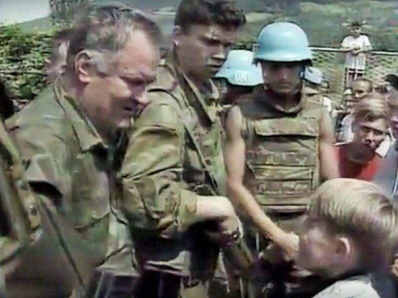 Mladic.Srebrenica.child