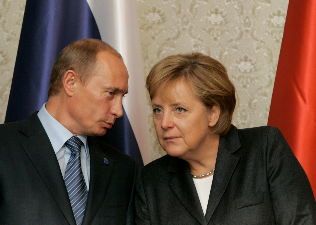 „Un mincinos fără ruşine”. Angela Merkel spune că minciunile lui Putin privind Crimeea au fost un punct de cotitură în relaţia cu el