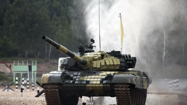 T-72B_-_TankBiathlon14part1-01