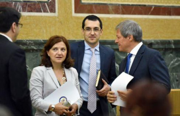 voiculescu cu pruna si cu ciolos