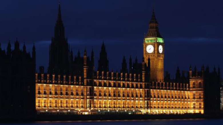 Parlamentul Britanic, seara