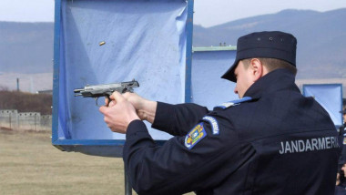 poligon jandarm trage cu pistolul_fb jandarmerie