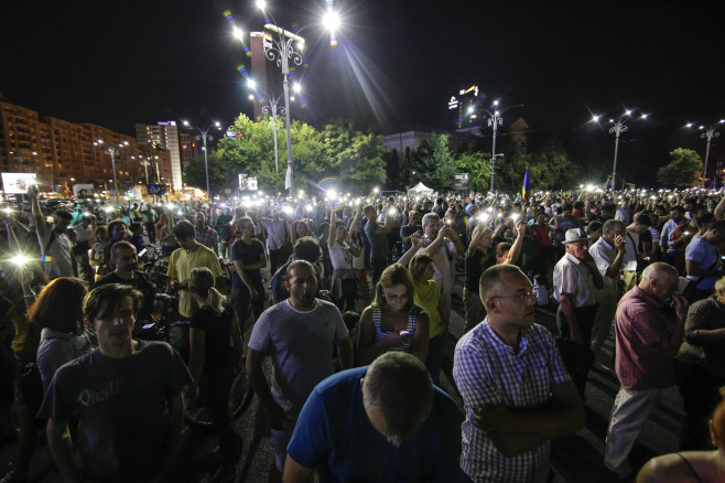 170827_PROTEST_PIATA_VICTORIEI_32_INQUAM_Photos_George_Calin