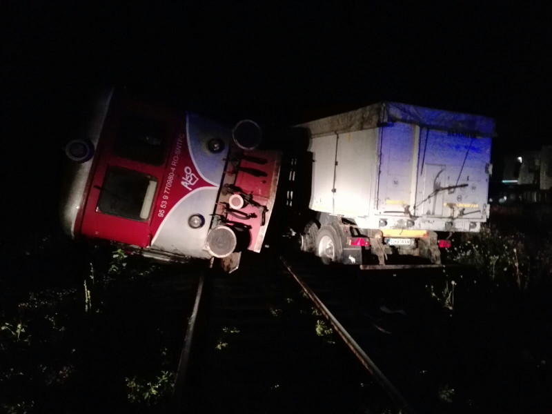 accident tren Valea Oltului Caineni 230817 (3)