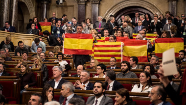 Catalan Parliament Votes To Start The Independence Process