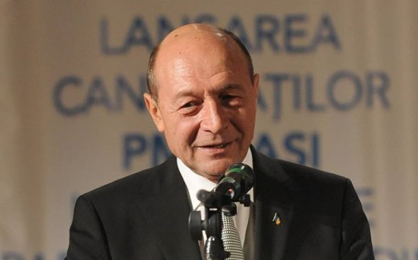 basescu fb