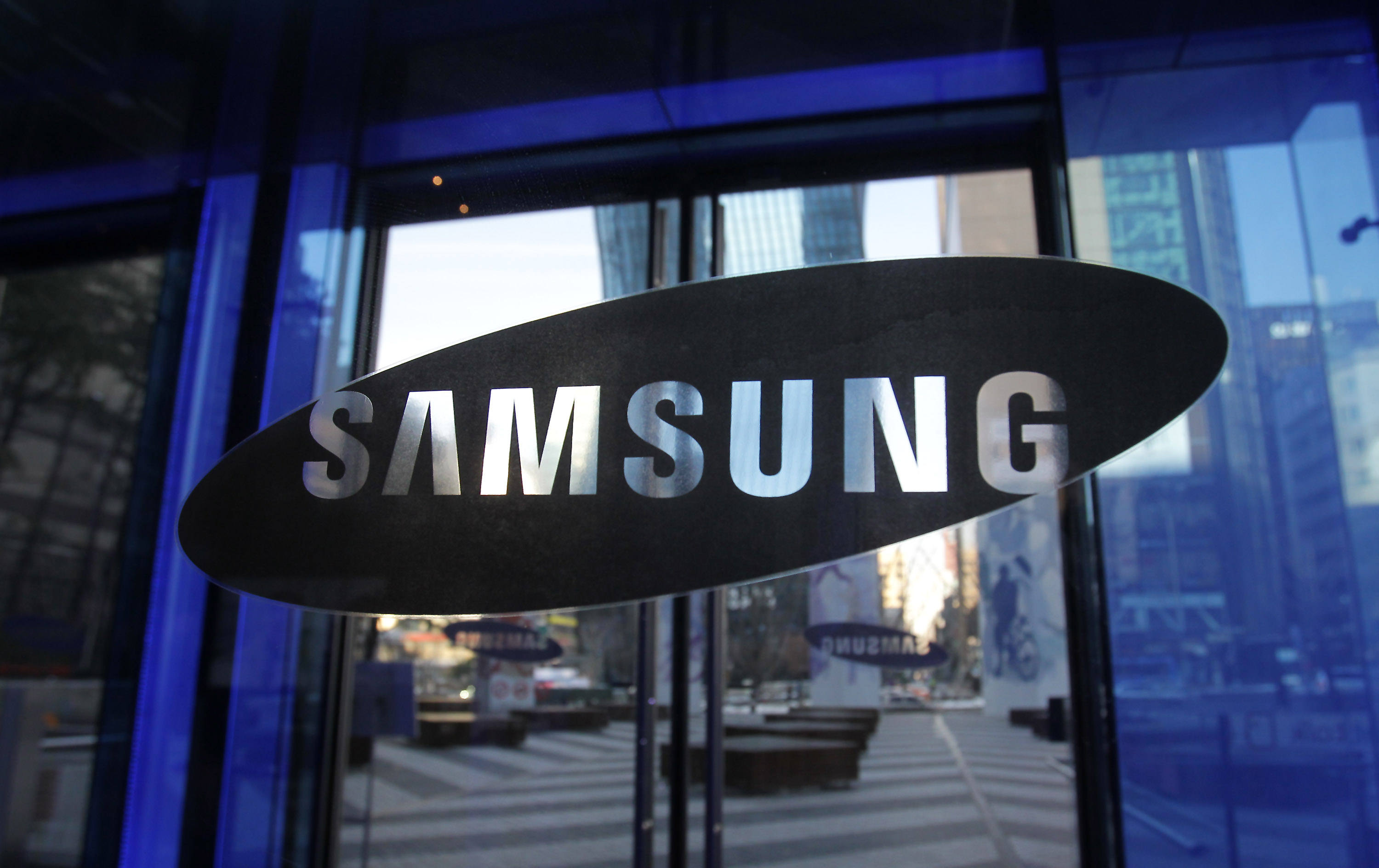 Gigantul sud-coreean Samsung Electronics opreşte producţia la ultima sa fabrica de computere din China