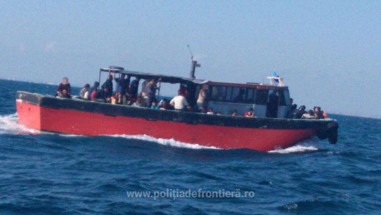 pescador interceptat migranti marea neagra