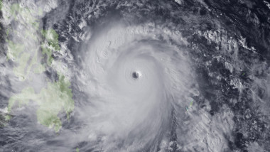 Super Typhoon Haiyan Bears Down On Philippines