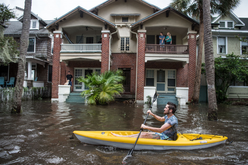 Powerful Hurricane Irma Slams Into Florida